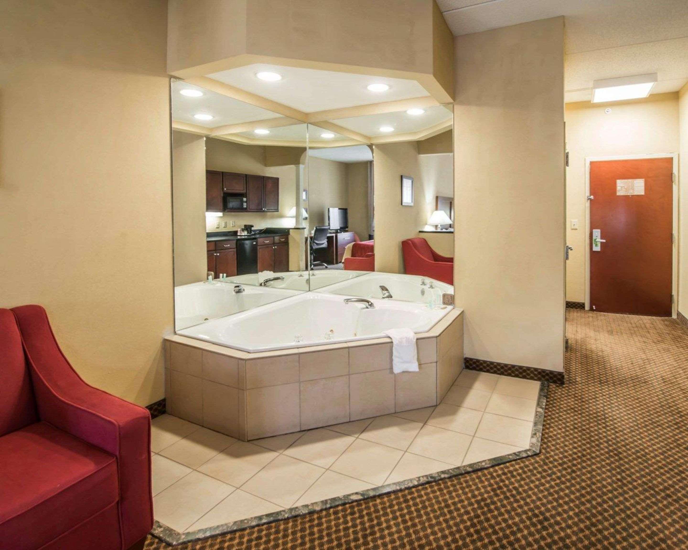 Comfort Inn & Suites Morganton Exteriör bild